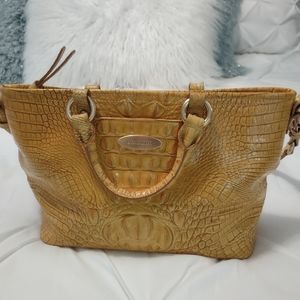 EUC. Brahmin Mini Arno. Yellow Glossy (mustard yellow color).